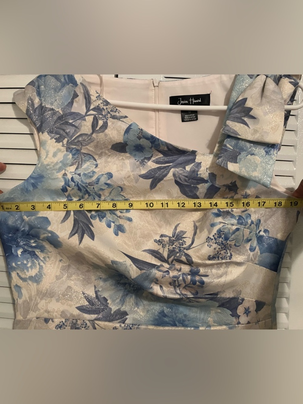 Jessica Howard One-Shoulder Floral Sheath Dress in Blue and Cream - Picture 5 of 5